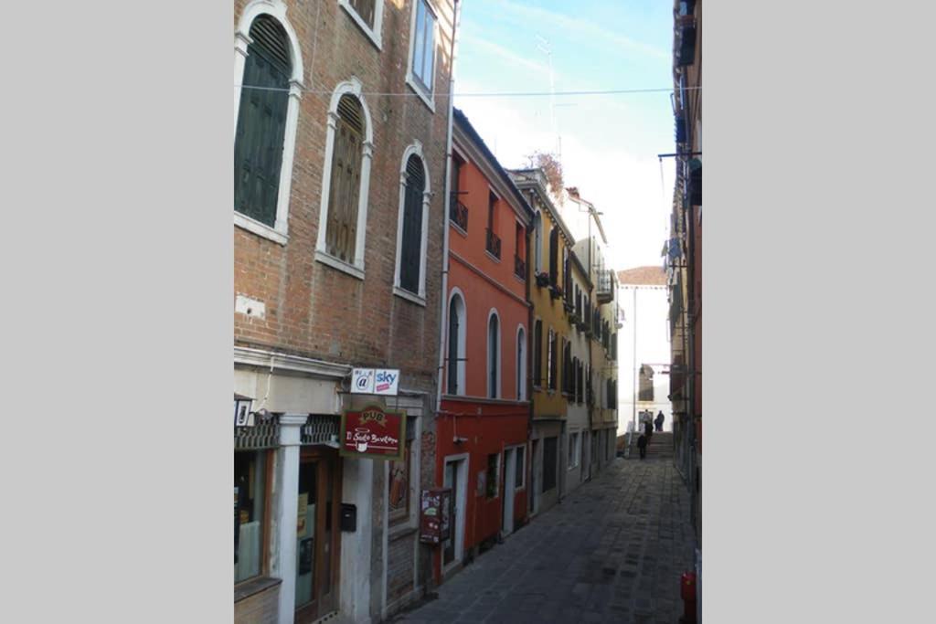 Beautiful House In Venecia Exterior foto