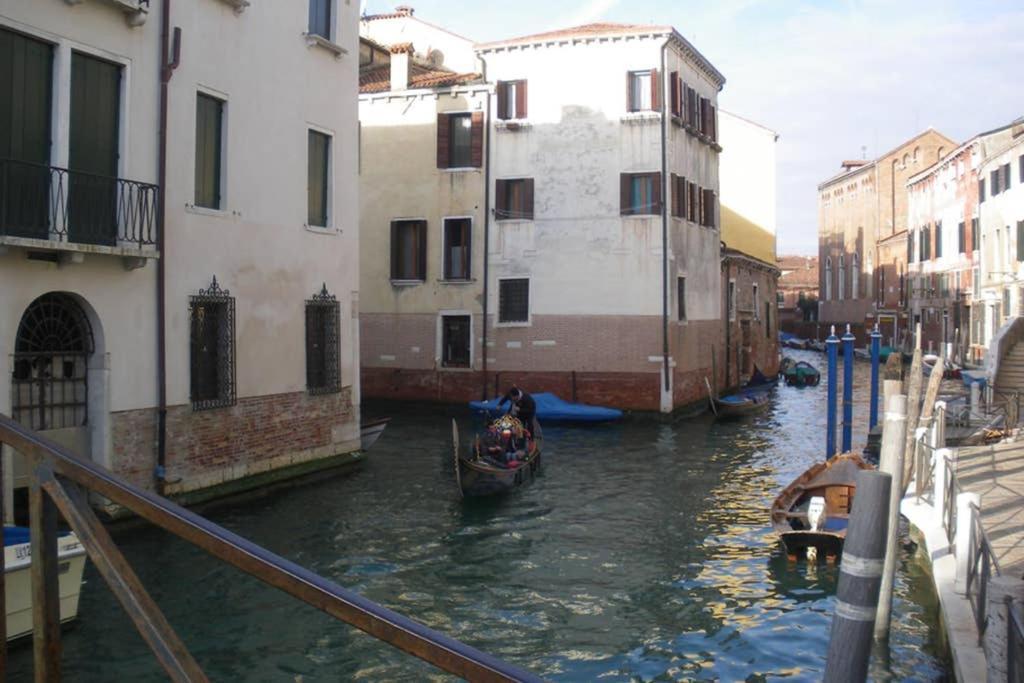 Beautiful House In Venecia Exterior foto
